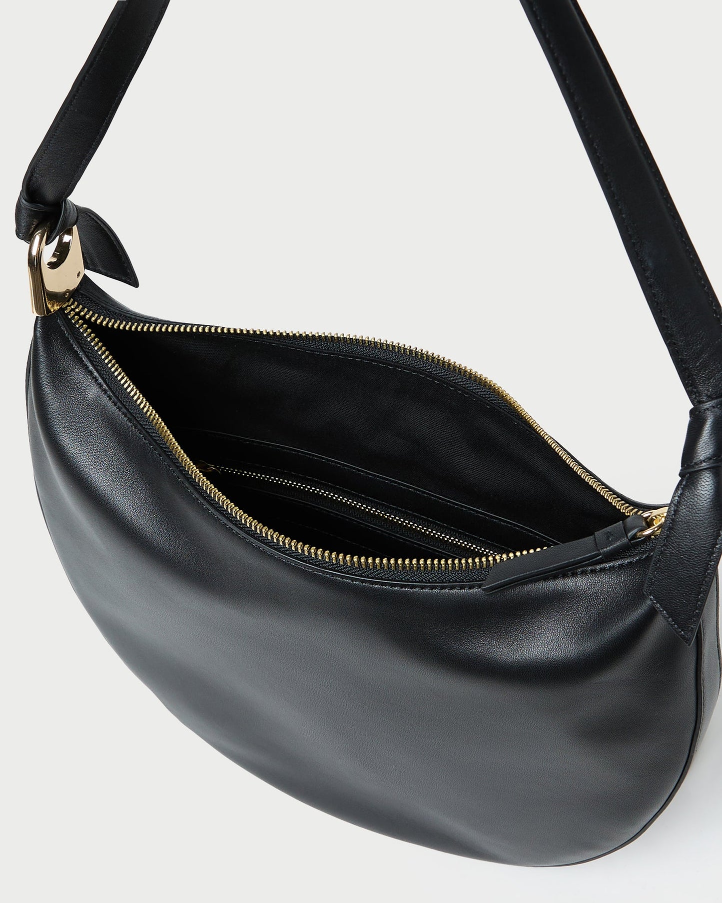 Sac à bandoulière en cuir noir Harlow