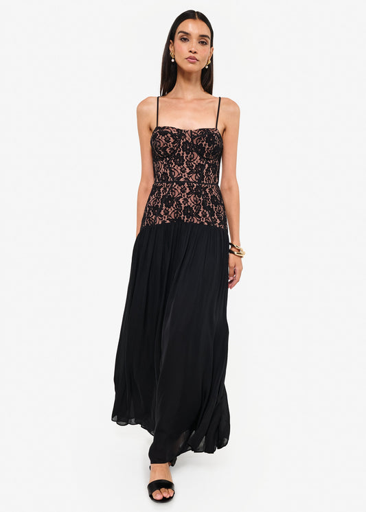 Robe corset en dentelle corse noire