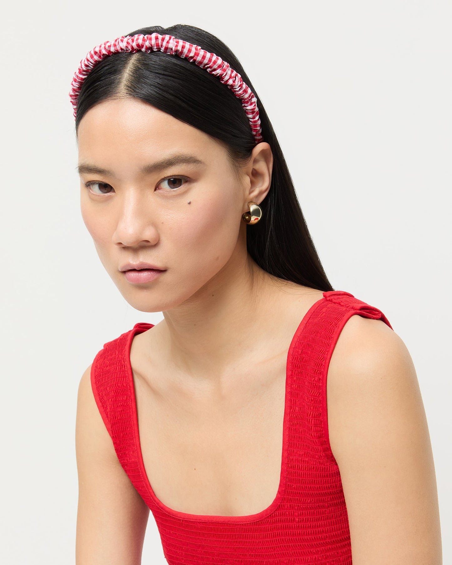 Ensemble Sabine à carreaux rouges et bandeau rouge