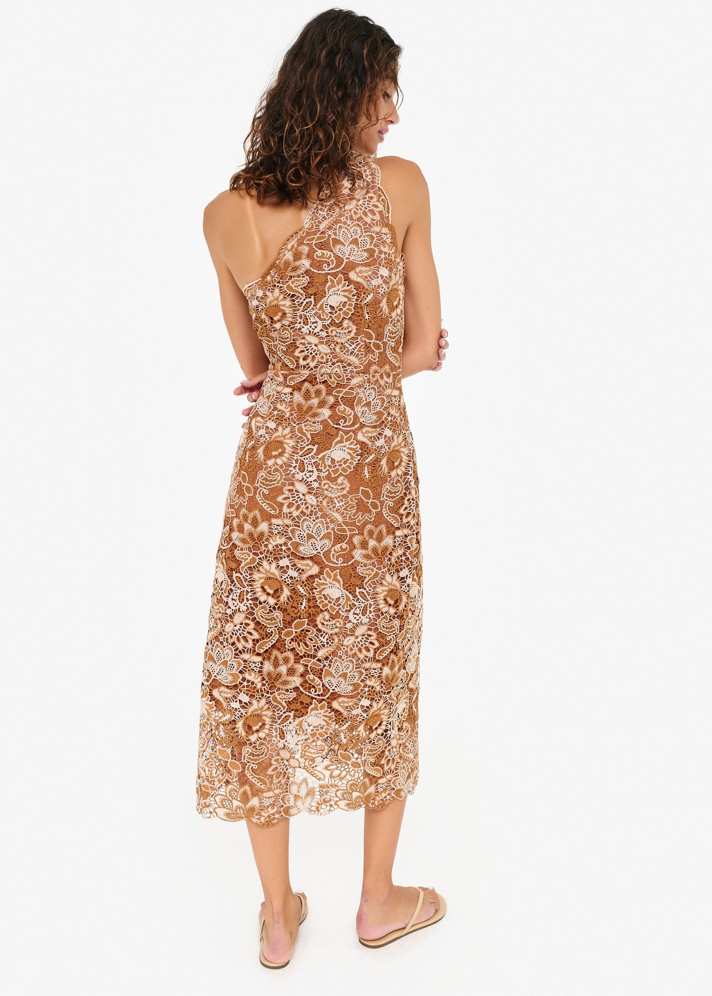 Robe au crochet Sintra marron