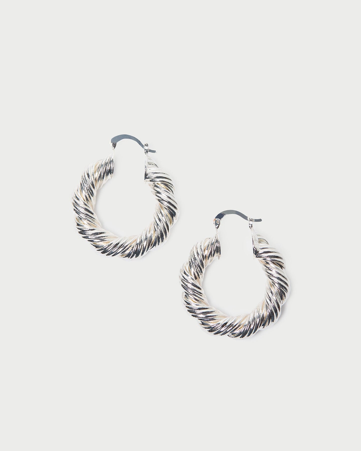 Boucles d'oreilles créoles torsadées Atticus