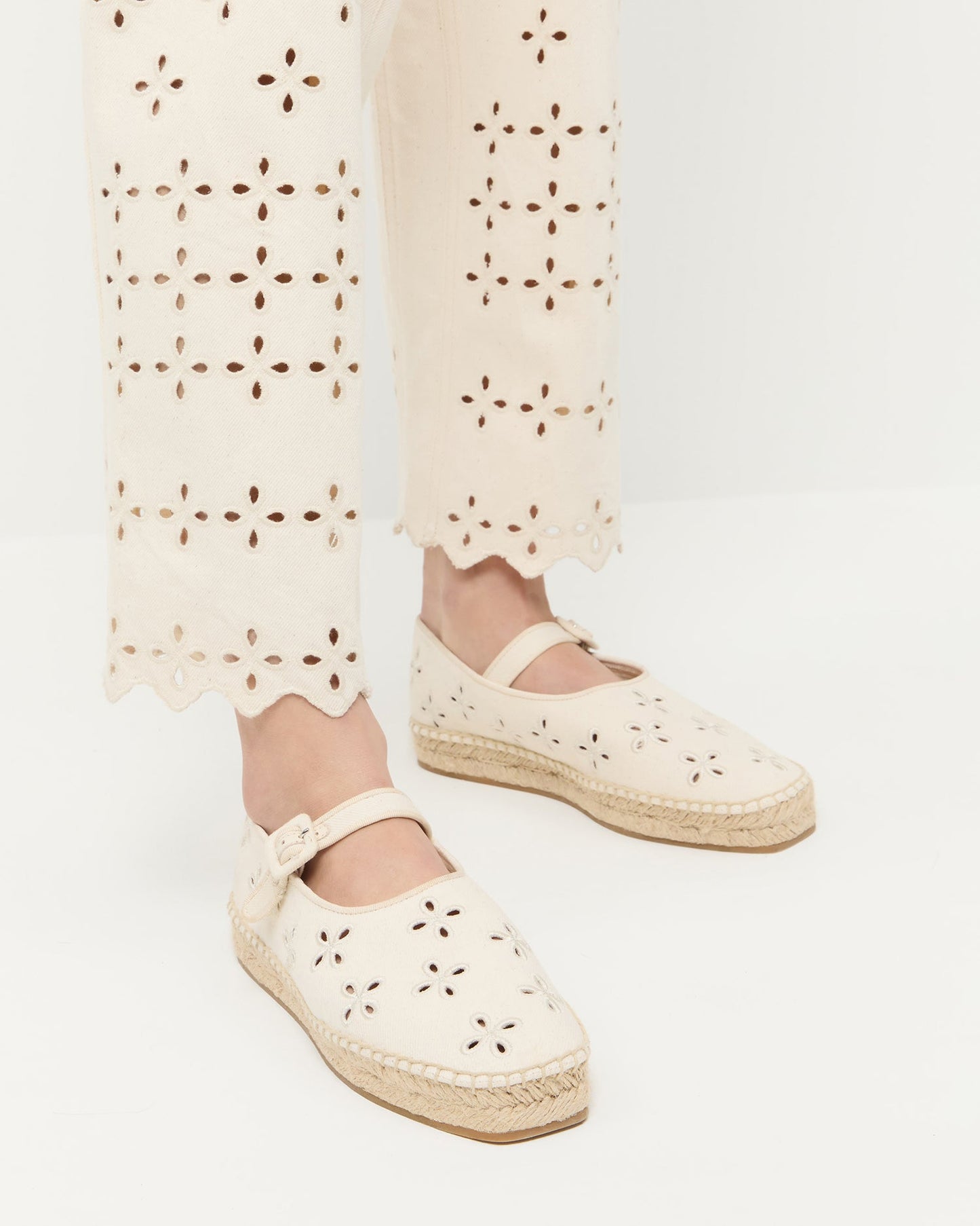 Espadrille brodée naturelle Clover