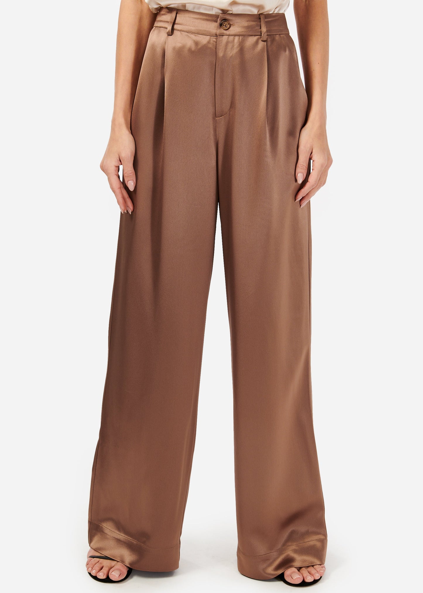 Pantalon large Noura en bref