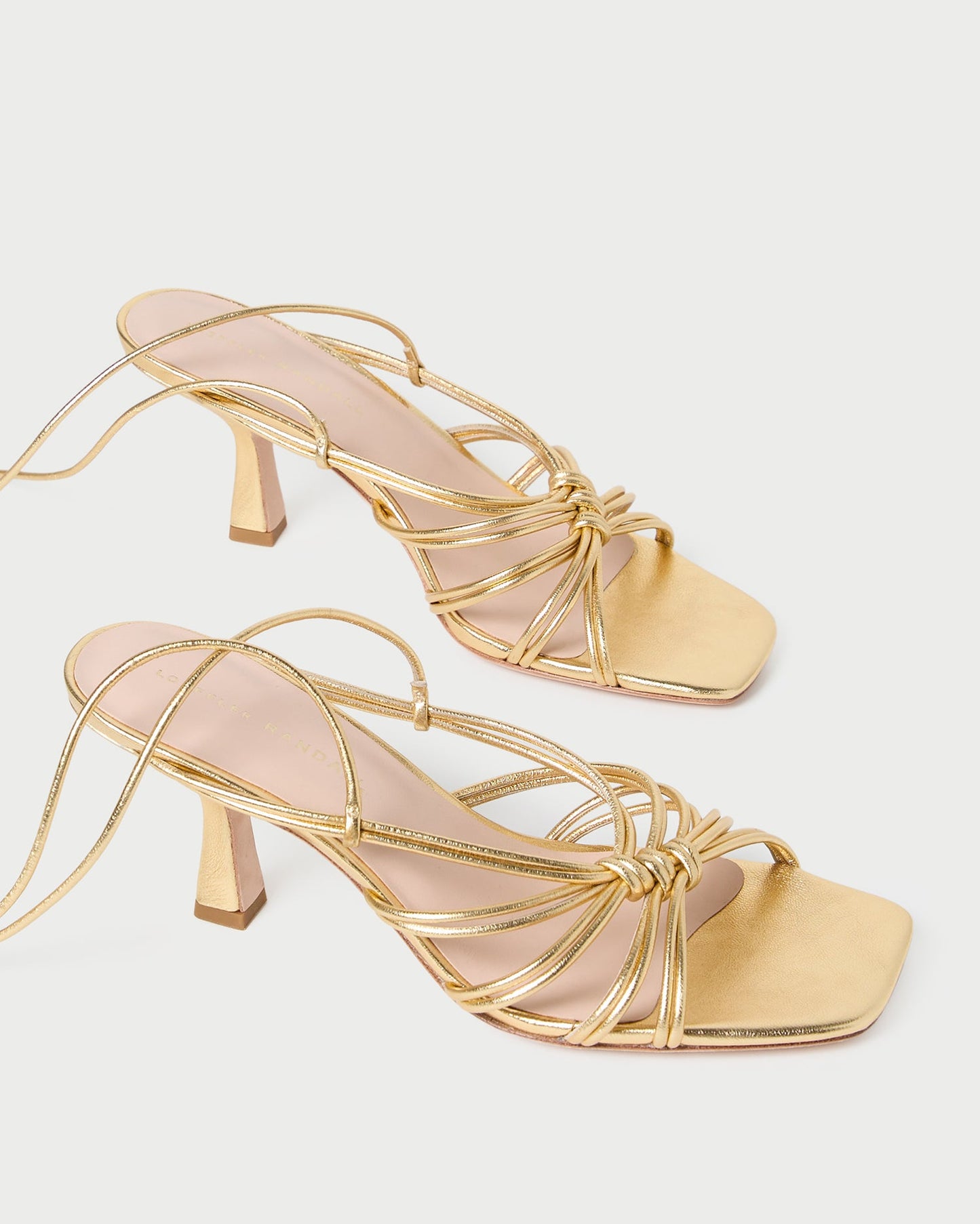 Sandale à talons et lacets dorés Vivienne