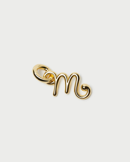 Petite breloque lettre en or