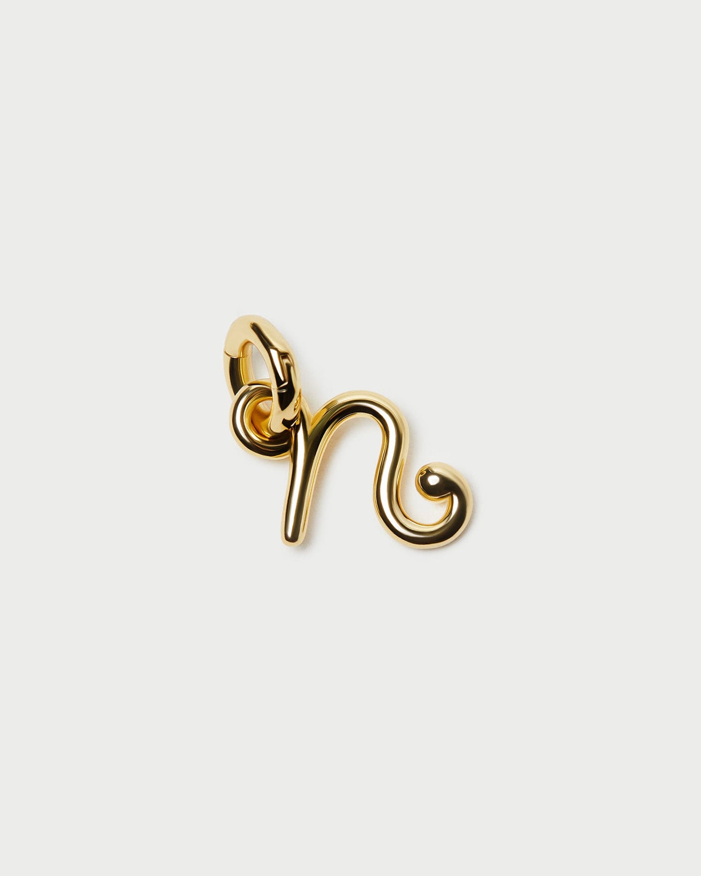 Petite breloque lettre en or