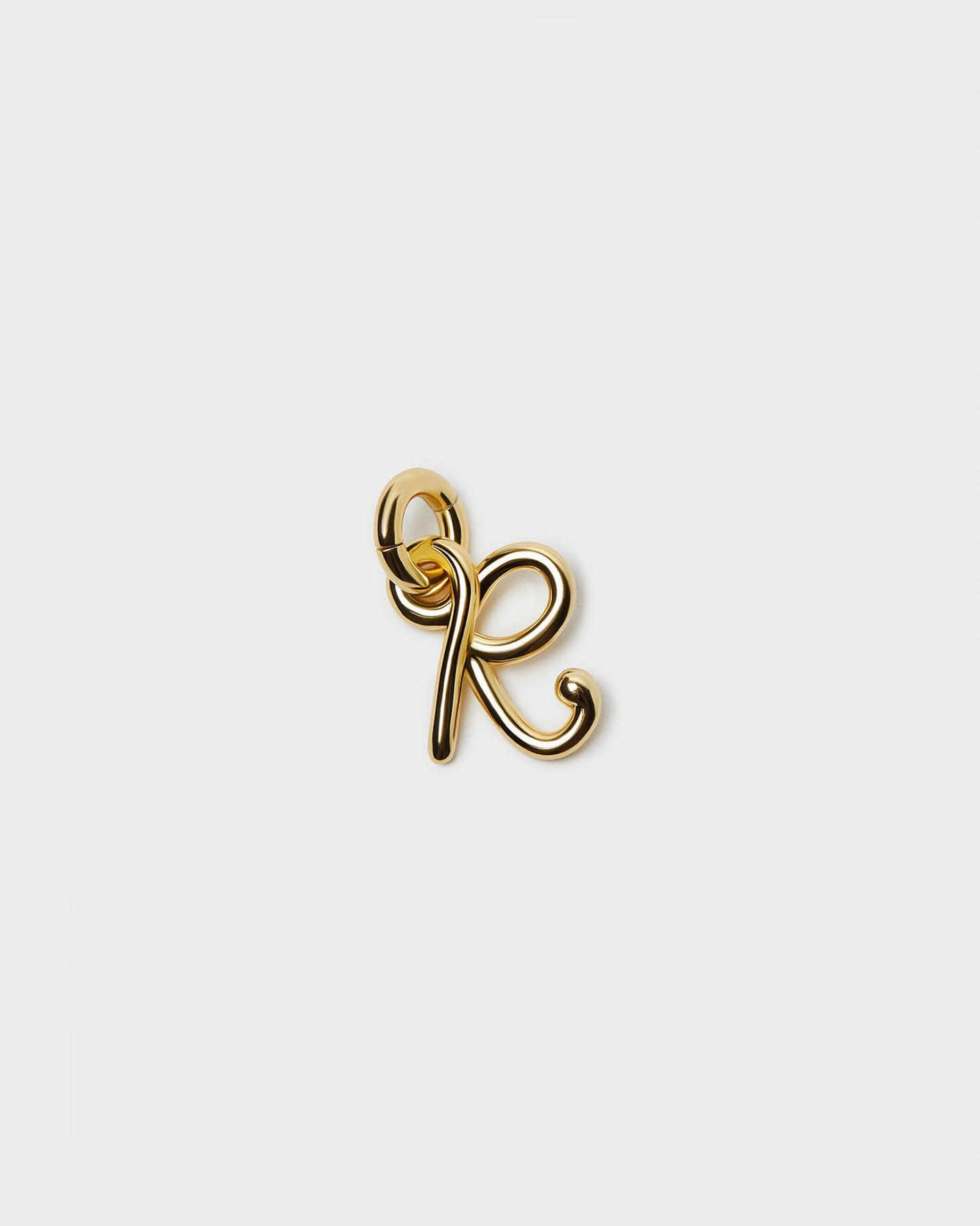 Petite breloque lettre en or